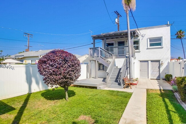 Building Photo - Cozy 1 Bedroom in Prime La Mesa Location Unit B Rental