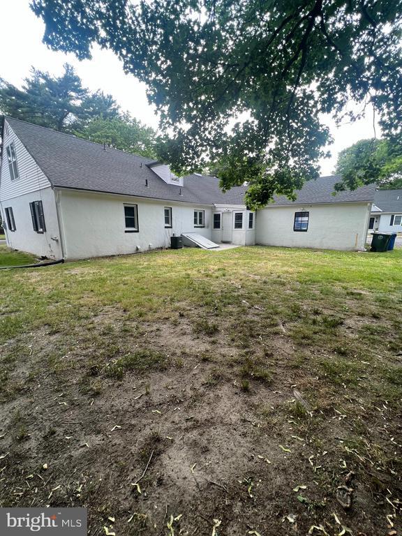 Photo - 121 University Blvd