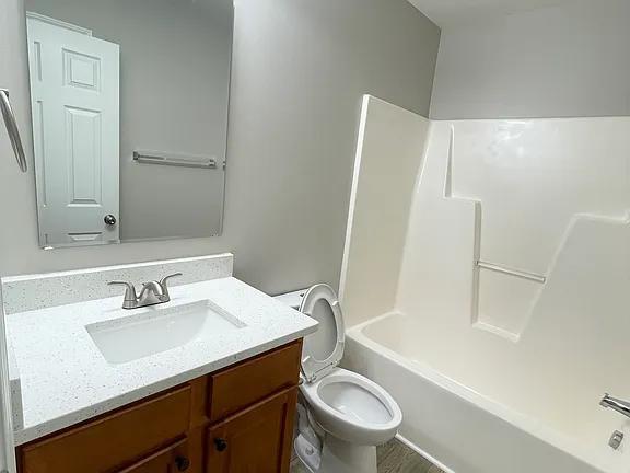 Photo - 411 Plank Bridge Way