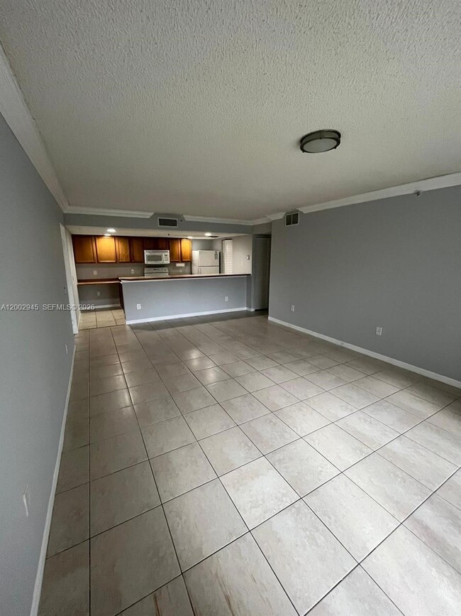 Photo - 9907 Westwood Dr Unit 17-2