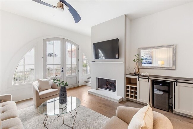 365 Sage Ln