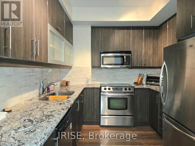 Photo - 90 Stadium Rd Unit 432