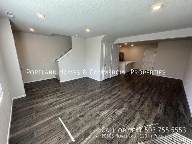 Photo - 10505 NE 120th Pl