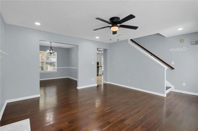 Photo - 957 Keldron Ct