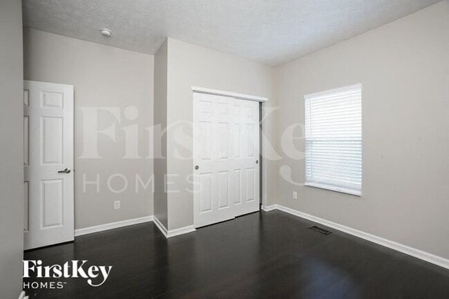 Photo - 958 Kempson Ct