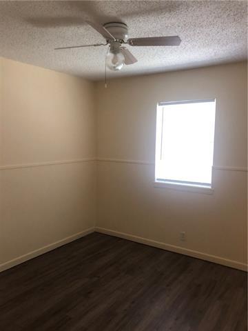 Photo - 502 Kennedy St