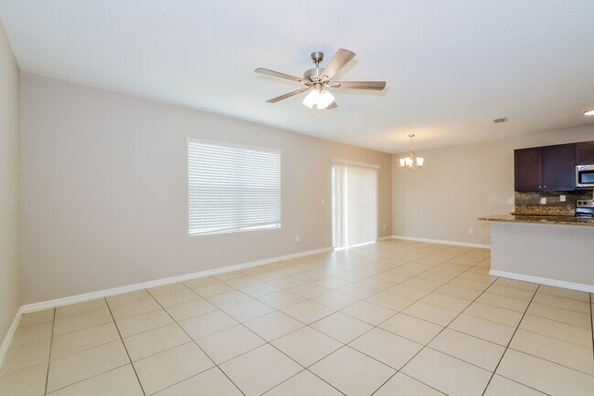 Photo - 3286 Landing Vw