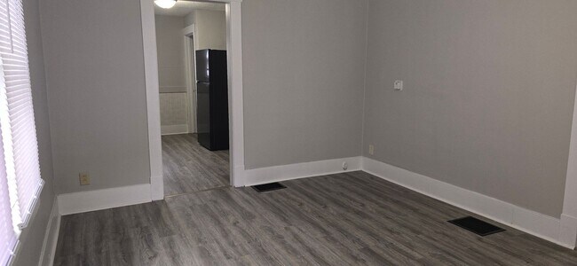 Photo - 1312 E Logan St