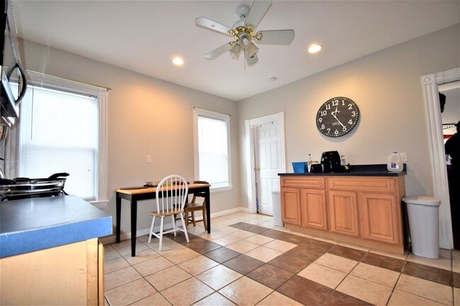 Photo - 201 Hillside St Unit 1