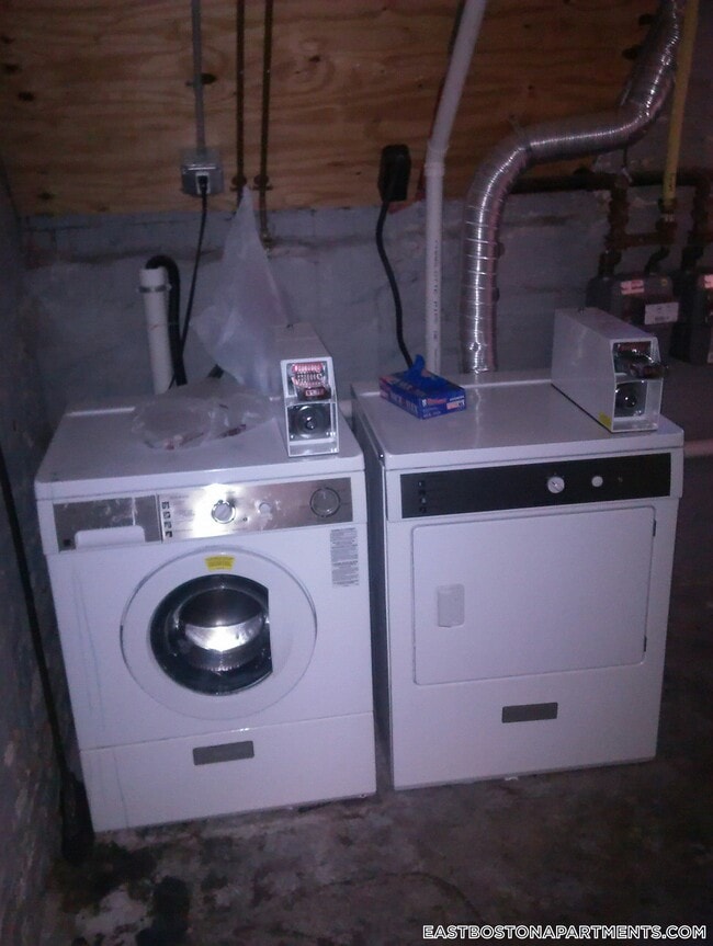 Photo - 52 Brooks St Unit 1