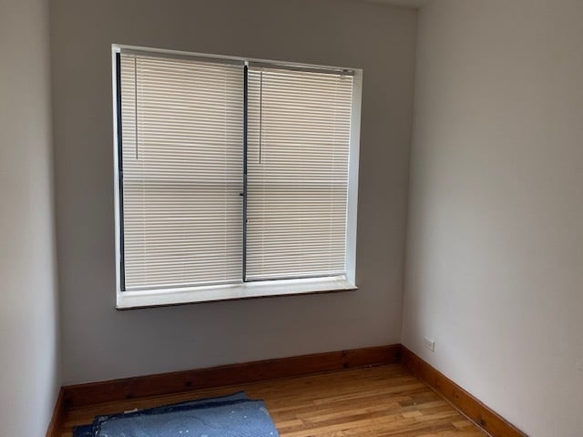 West Bedroom - 4922 N Kedzie Ave Unit 2W