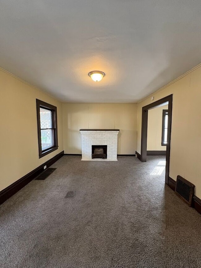 Photo - Three bedroom one bathroom home for rent