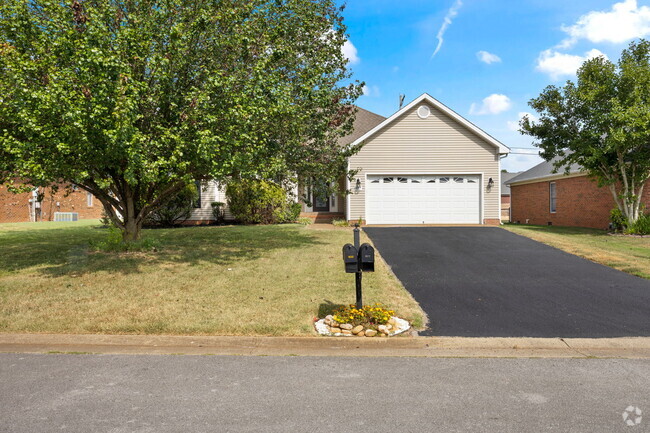 Building Photo - 627 Muirfield Cir Rental