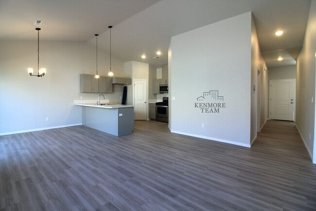 Photo - 3 Bedroom, 2 Bath Townhome in West Pasco