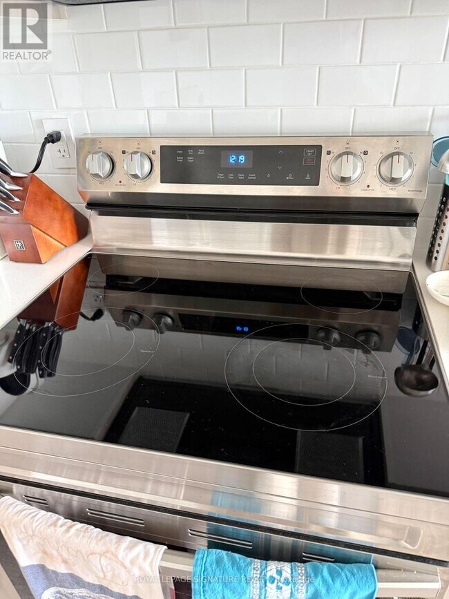 Photo - 556 Marlee Ave Unit 321