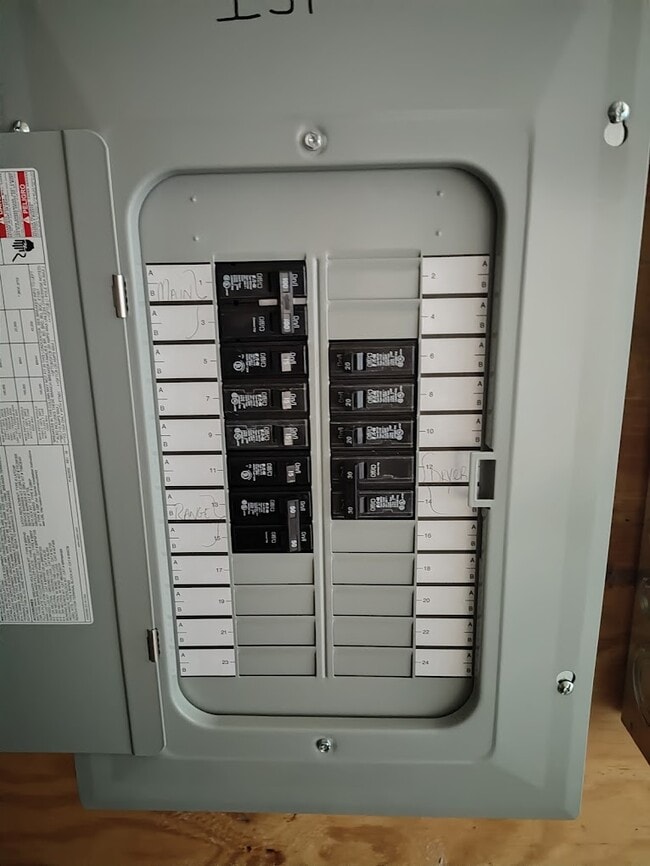 Brand New! - 951 Maple Street Unit Maple 3rd Floor