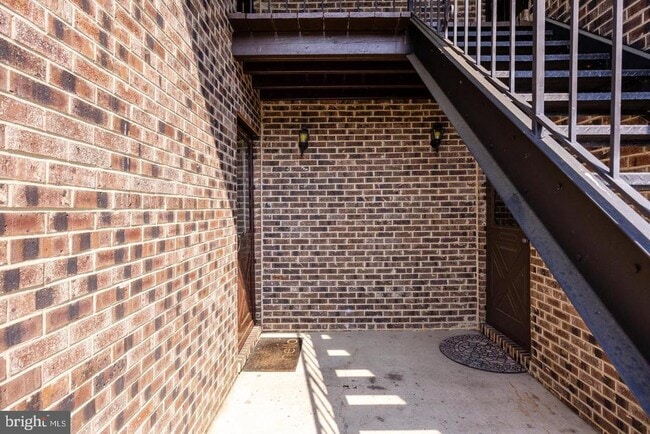 Photo - 23A W Bluebell Ln