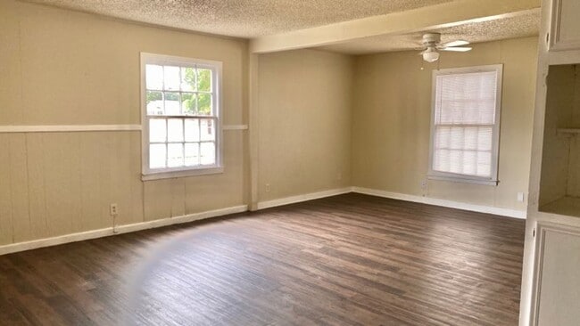 Photo - Handyman Special $0 First Month's Rent / “You fix, you SAVE BIG!!” Contact Mayshell for details: ...