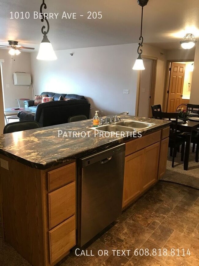 Photo - 1010 Berry Ave Unit 205