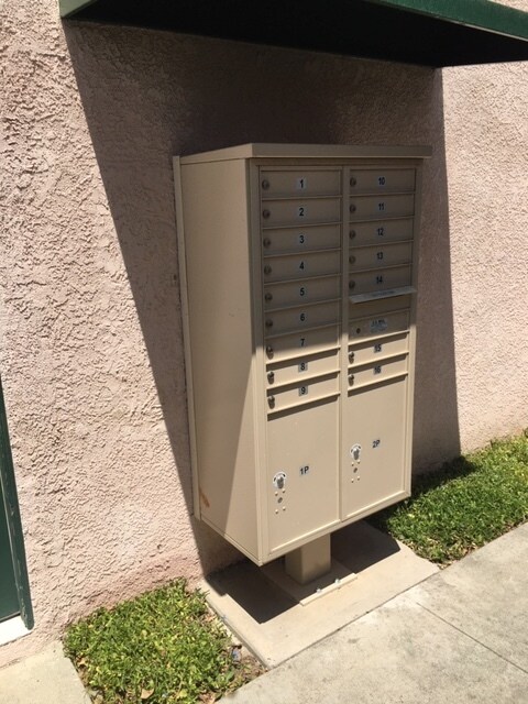 Photo - 1107 E Tucker St Apartamentos