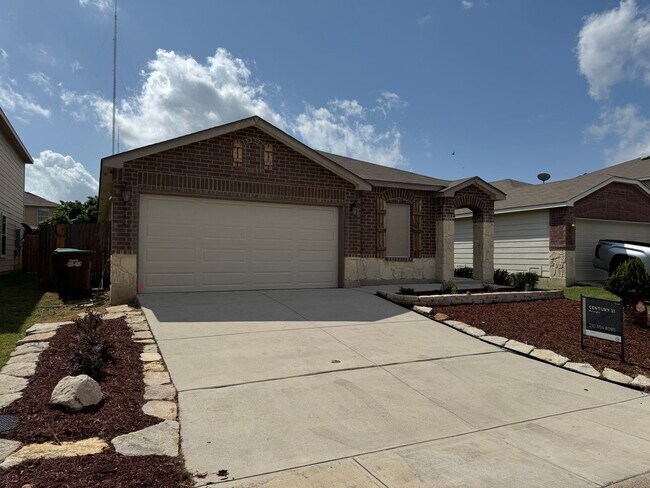 Photo - FREE RENT WITH QUICK MOVE IN UP TO NOVEMBE...