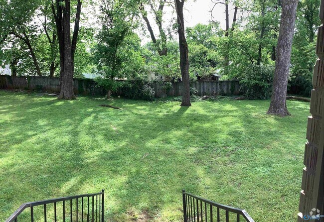 Building Photo - 2408 Whitesburg Dr Rental