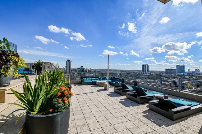 Photo - 2000 Bagby St Unit 5441