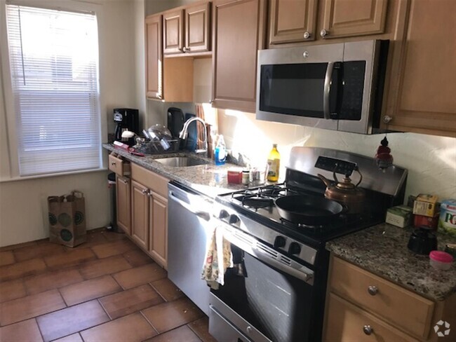 Building Photo - 16 Kidder Ave Unit 2 Rental
