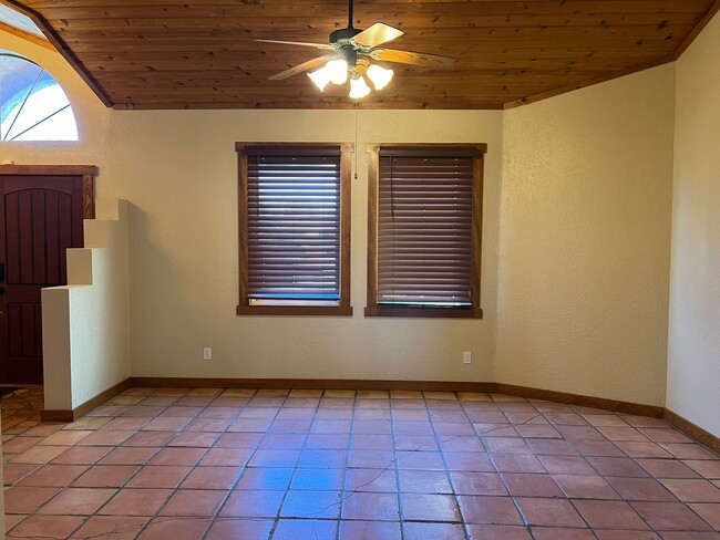 Photo - ** Spacious Retreat in Terra Estates II **