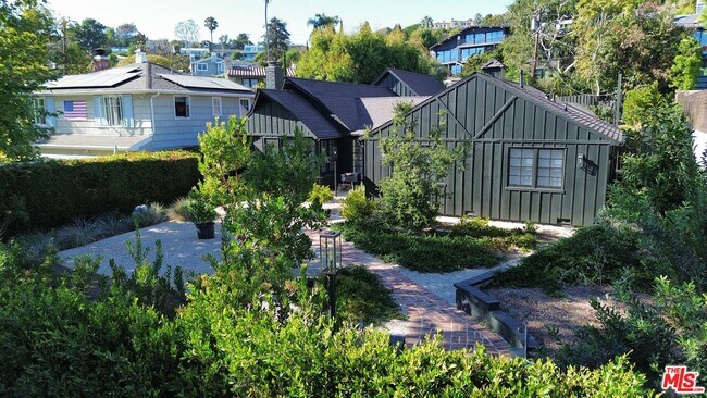 Photo - 14921 Bestor Blvd