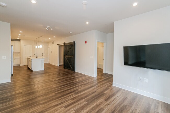 Photo - 102 St Ives Pl Unidad 303