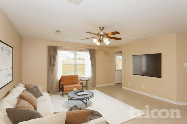 Photo - 709 Totem Trail Dr