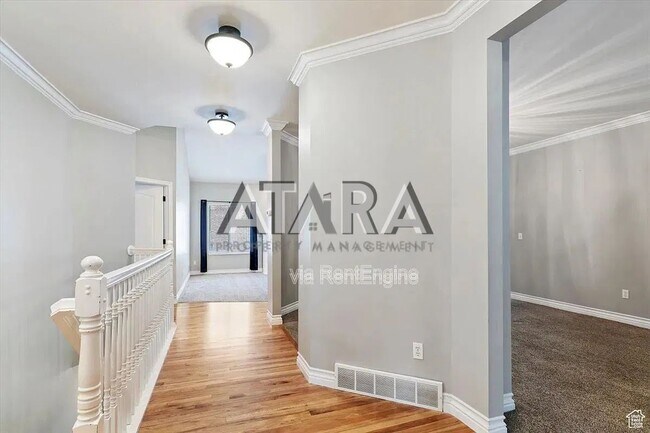 Photo - 154 W 1100 N