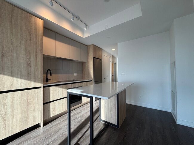 Photo - 7950 Bathurst St Unité 2512