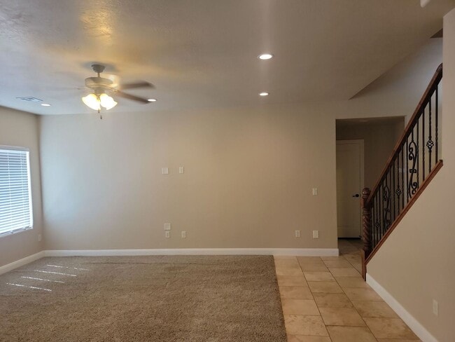 Photo - Gorgeous 6 Bedroom Home in Washington!