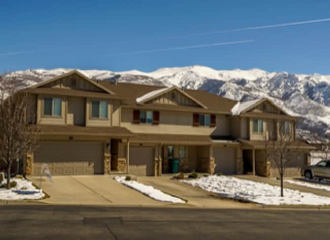 Photo - Great 3 Bedroom, 2.5 Bathroom Townhome in Layton!