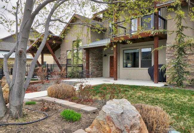 Photo - 1385 E Lone Creek Dr Townhome
