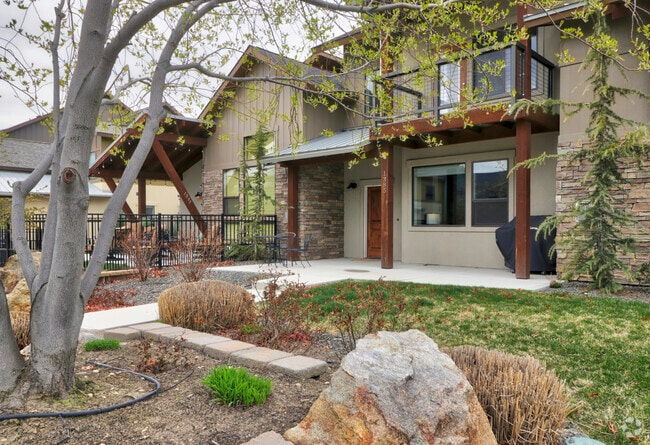 Building Photo - 1385 E Lone Creek Dr Rental