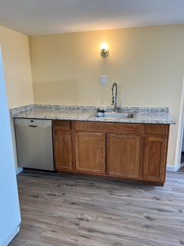 Photo - 4101 Malaga Ct SE Unidad G