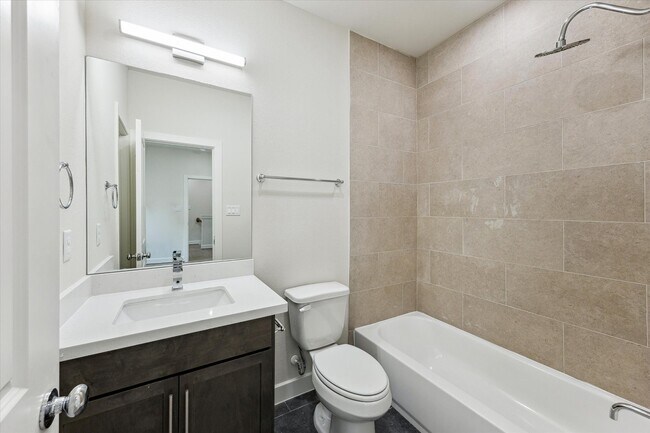 Photo - 412 N Stiles St