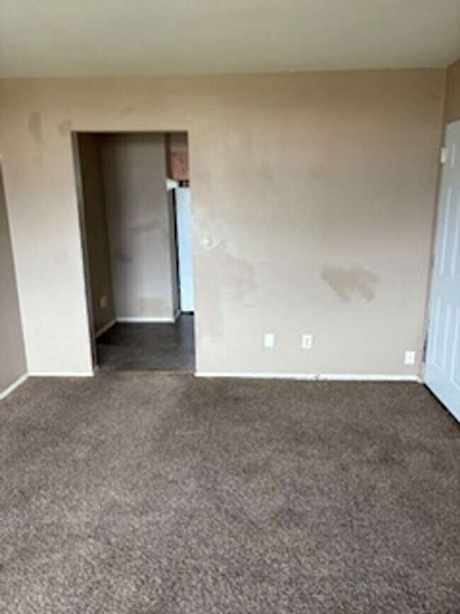Photo - 225 Miriam Dr Unit 225 Miriam -  B