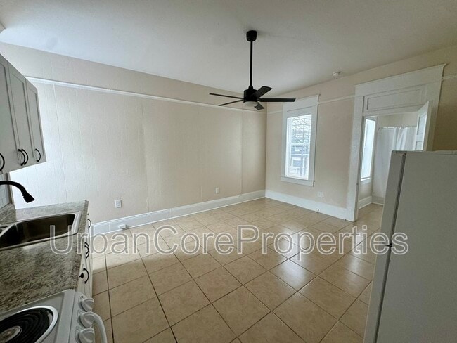 Photo - 419 4th St N Unit #2