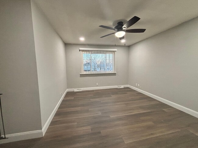 Photo - 3325 Valley Park Ave