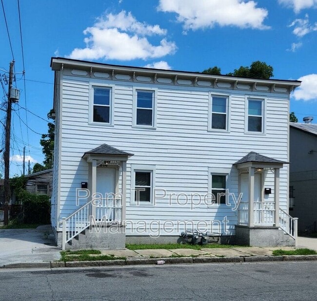 Building Photo - 814 Ott St