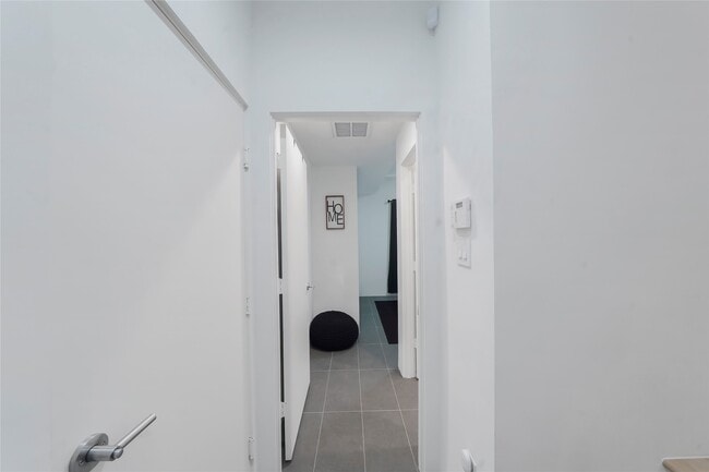 Photo - 3511 Bell St