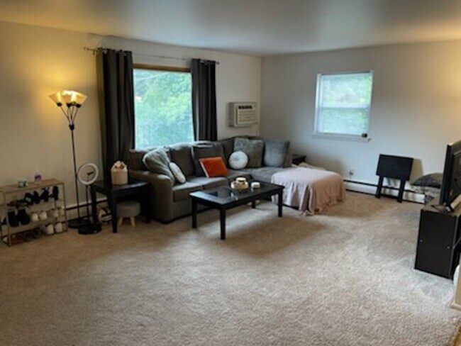 Photo - Bluemound Townhomes Unit 12135