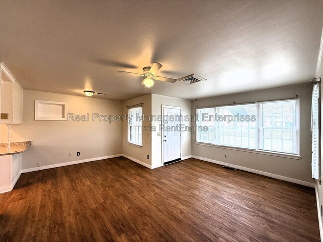 3132 NW 50th St