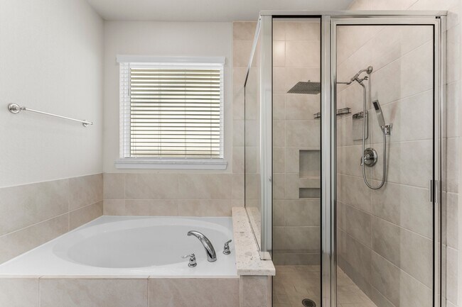 Photo - 3850 Chapman Bluff Dr