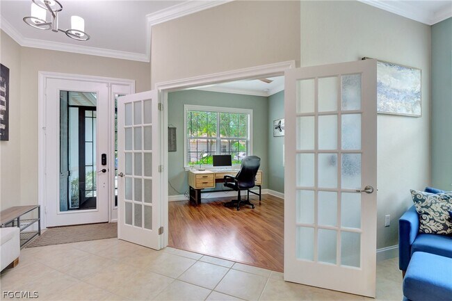 Photo - 11230 Suffield St