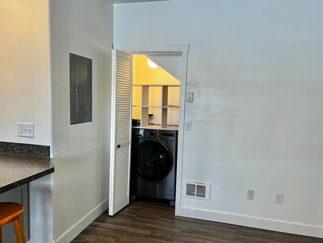 Photo - Main House Unit 2